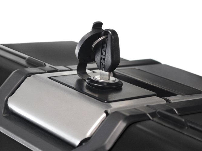 Boční hliníkový kufr SHAD Terra TR36 black edition pravý objem 36 litrů