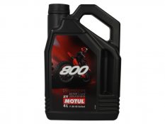 Olej Motul 800 Off-road 2T plně syntetický - 4 litry