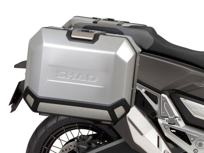 Nosič kufrů Shad 4P systém H0XD774P na moto Honda X-ADV 750 roky 2017-2020