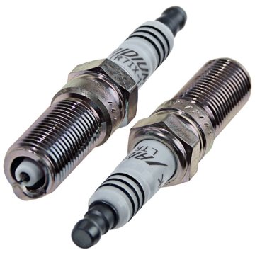 Zapalovací svíčky pro motorky a čtyřkolky: Spolehlivý výkon a efektivní spalování