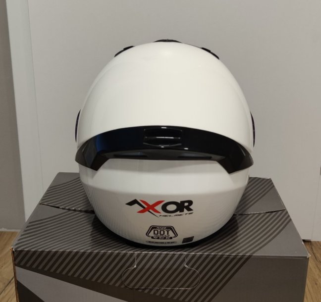 AXOR INTEGRÁLNÍ PŘILBA RAGE- BÍLÁ LESK - velikost přilby: xl