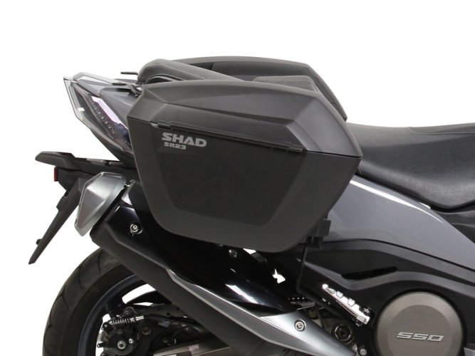 Nosič kufrů Shad 3P systém K0AK57IF na moto Kymco AK 550 roky 2017-2020